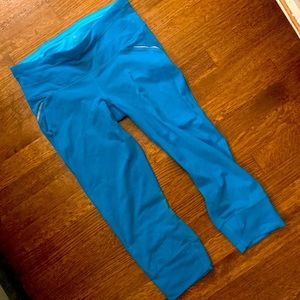 Athleta womens teal crop leggings tights size small